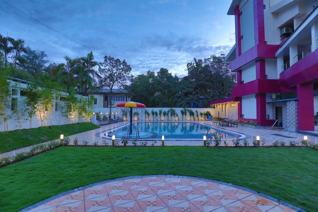 Imperial Grande Resort Lonavla Zewnętrze zdjęcie