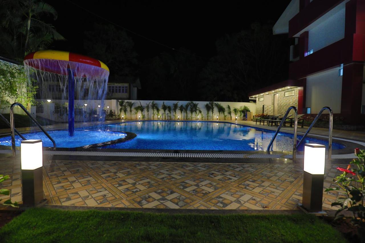 Imperial Grande Resort Lonavla Zewnętrze zdjęcie