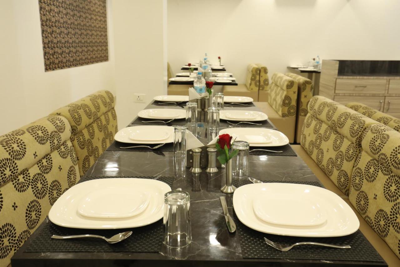 Imperial Grande Resort Lonavla Zewnętrze zdjęcie