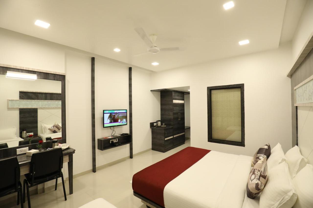 Imperial Grande Resort Lonavla Zewnętrze zdjęcie