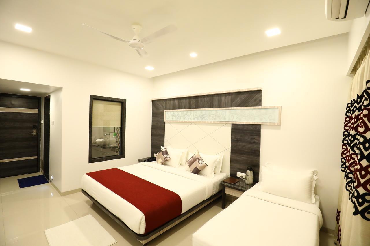 Imperial Grande Resort Lonavla Zewnętrze zdjęcie