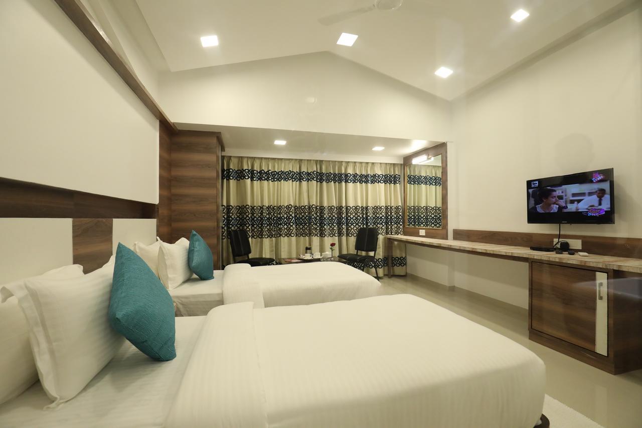 Imperial Grande Resort Lonavla Zewnętrze zdjęcie